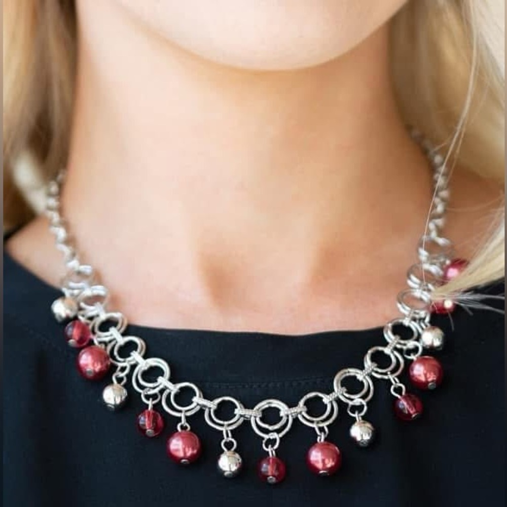 ❤️Red pearl and silver bead necklace